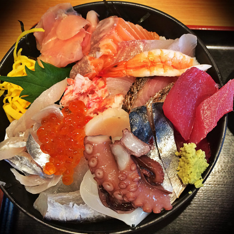 大漁丼(四季さかな)