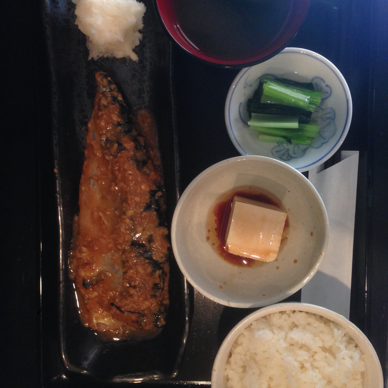 築地とりよせさばみそ煮(？)