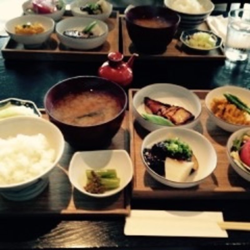 ぶりの焼魚定食(酢重ダイニング 渋谷ヒカリエ店 )