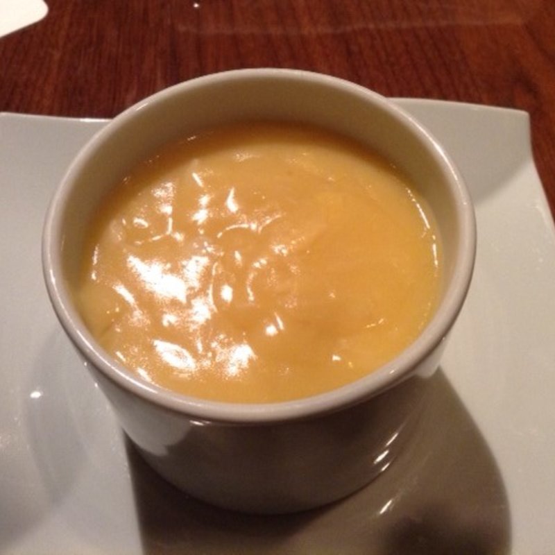 蟹の卵入りふかひれスープ(花閒 （かかん）)