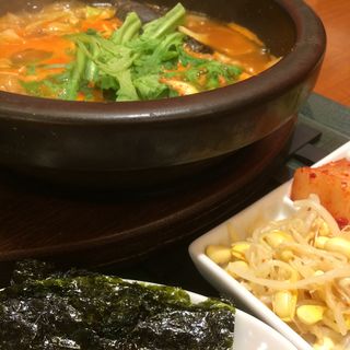 北海道産秋鮭とムール貝の食べるスープ(シジャン 梅田阪急三番街店 （Shijan）)