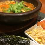 北海道産秋鮭とムール貝の食べるスープ