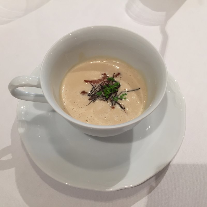 (ラ　ジュネス （La JEUNESSE）)