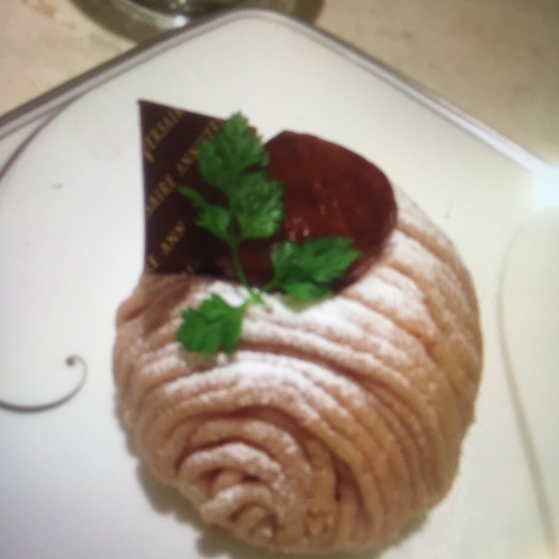 (アニヴェルセルカフェ)