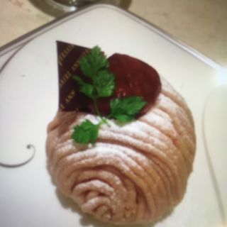 (アニヴェルセルカフェ)