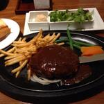 ハンバーグステーキデミグラスソース(THE SAKURA DINING TOKYO)
