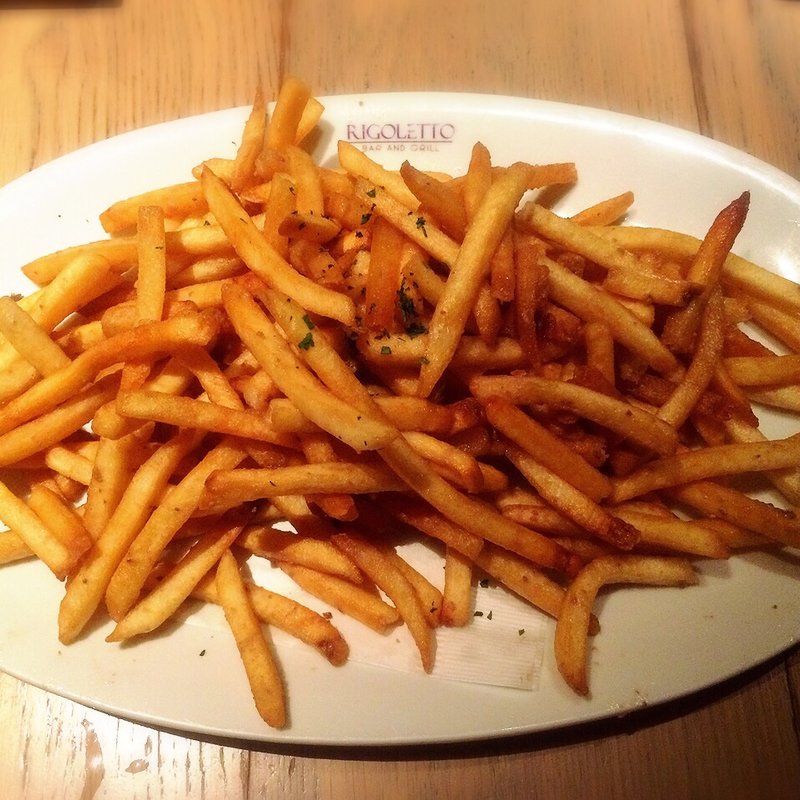 フレンチフライ アンチョビバター(RIGOLETTO BAR AND GRILL)