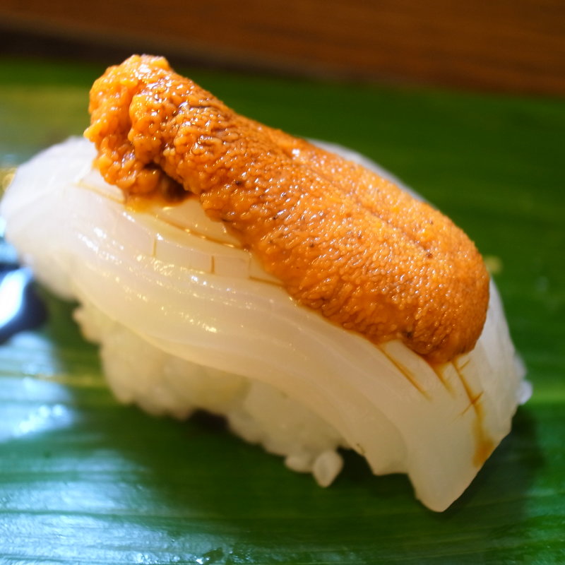 いかのウニのせ(すしぎん)
