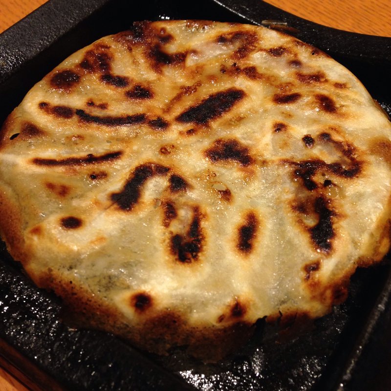 黒豚羽根付餃子(薩摩ごかもん 京都四条烏丸本店 )