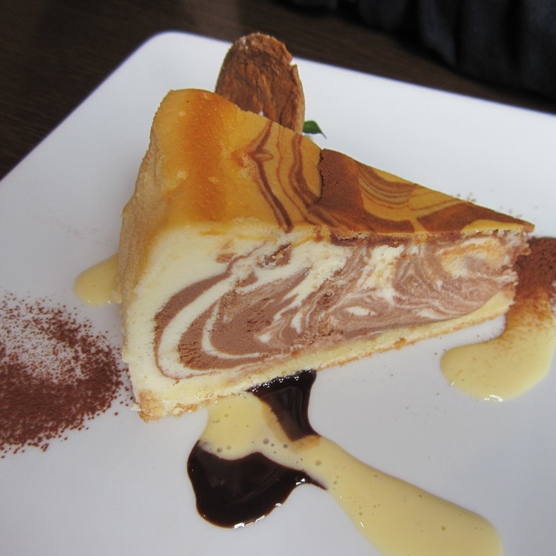 マーブルチーズケーキ(ピッツェリア·マルターノ)