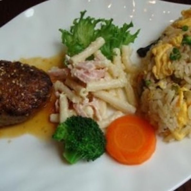 ワンプレートランチ(グリル満点星　新宿店)