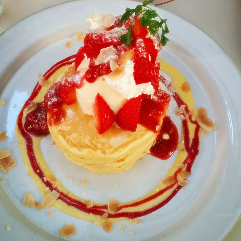 ストロベリーパンケーキ(J.S. PANCAKE CAFE天王寺ミオ店 （ジェイエスパンケーキカフェ）)