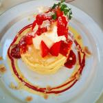 ストロベリーパンケーキ(J.S. PANCAKE CAFE天王寺ミオ店 （ジェイエスパンケーキカフェ）)