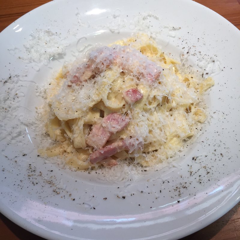 カルボナーラ(ストリート パスタ カンパニー)