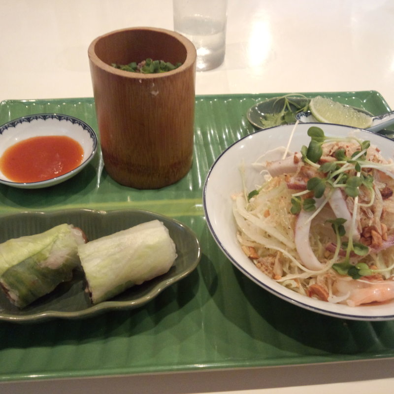 スペシャルフォーセット（前菜）(ベトナム料理店CHAU （チャウ）)