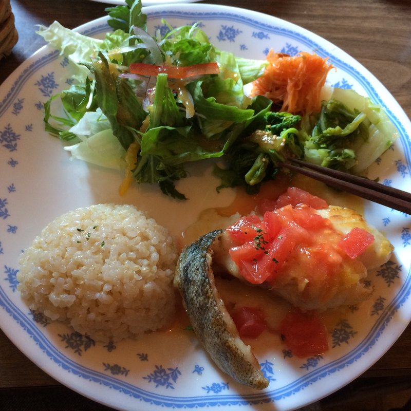 真鱈の甘夏バターソースプレート(カフェ・クウワ)