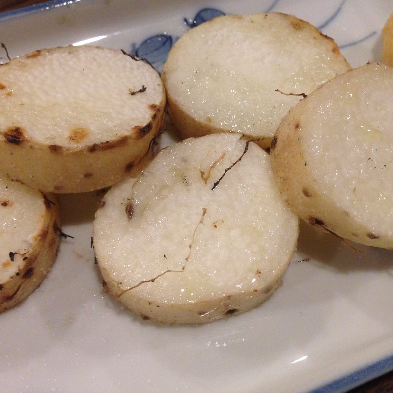 山芋(炭焼と釜飯 さかぐち お初天神店)
