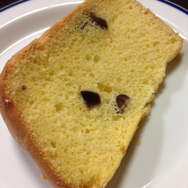 シフォンケーキ 栗の渋皮煮(おやつのわ)