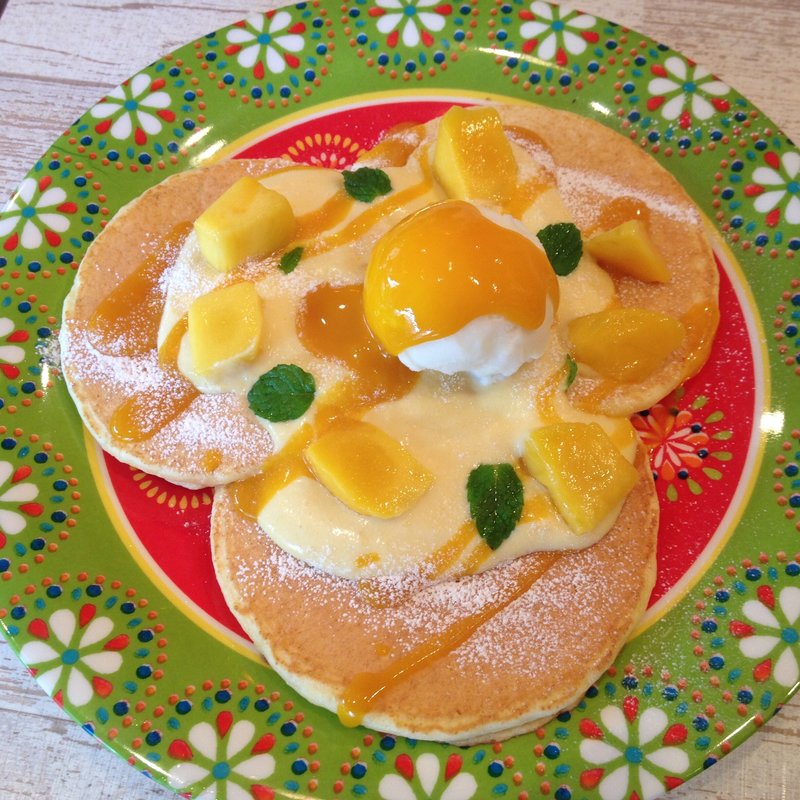 マンゴーミルキーパンケーキ(ワイオリ カフェ （Waioli Cafe）)