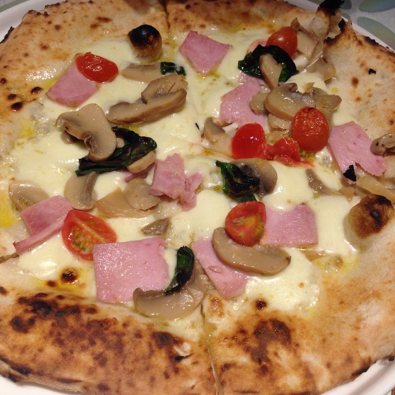 モッツァレラピザ(サントフエゴ 橋本 （SantoFuego）)