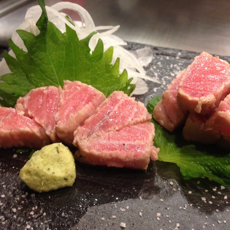 中トロサイコロステーキ(縁 )