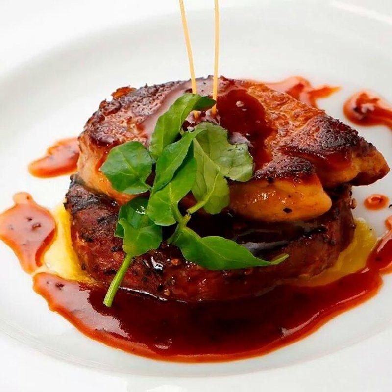 牛フィレとフォアグラのロッシーニ(カツバル )