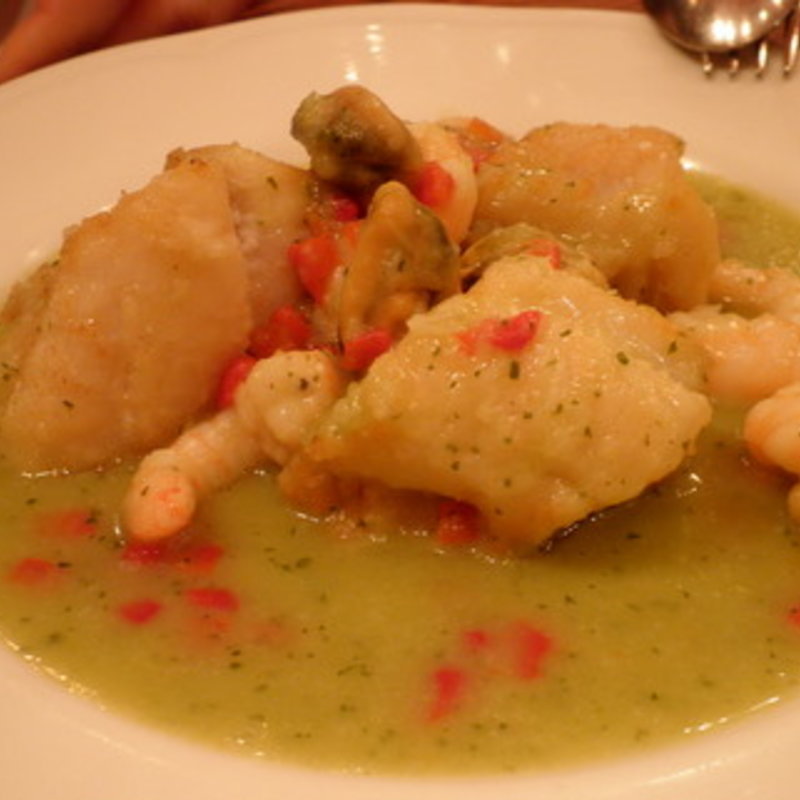 かさごのバスク風（ランチ）(エルチャテオ 銀座店)