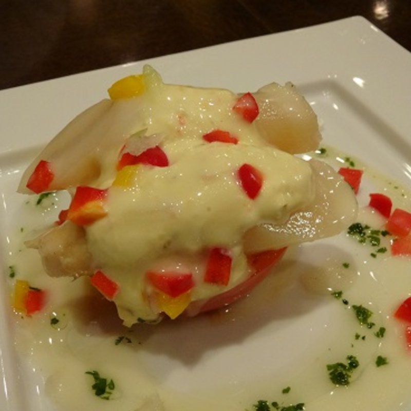 ホワイトアスパラガスのサラダ(エルチャテオ 銀座店)