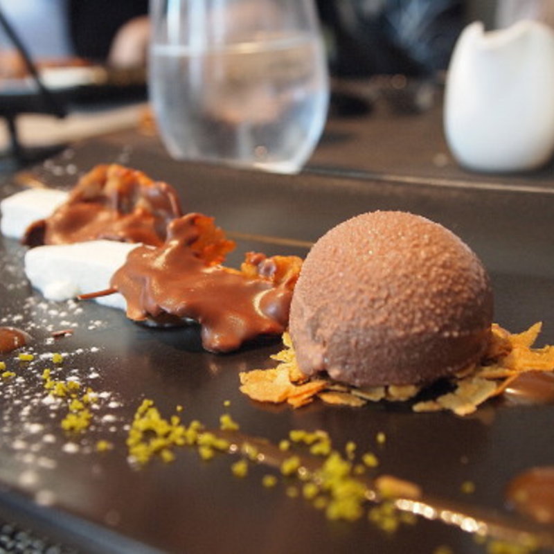 ポークチップのミルフィーユ(セストセンソ 新宿タカシマヤ店)