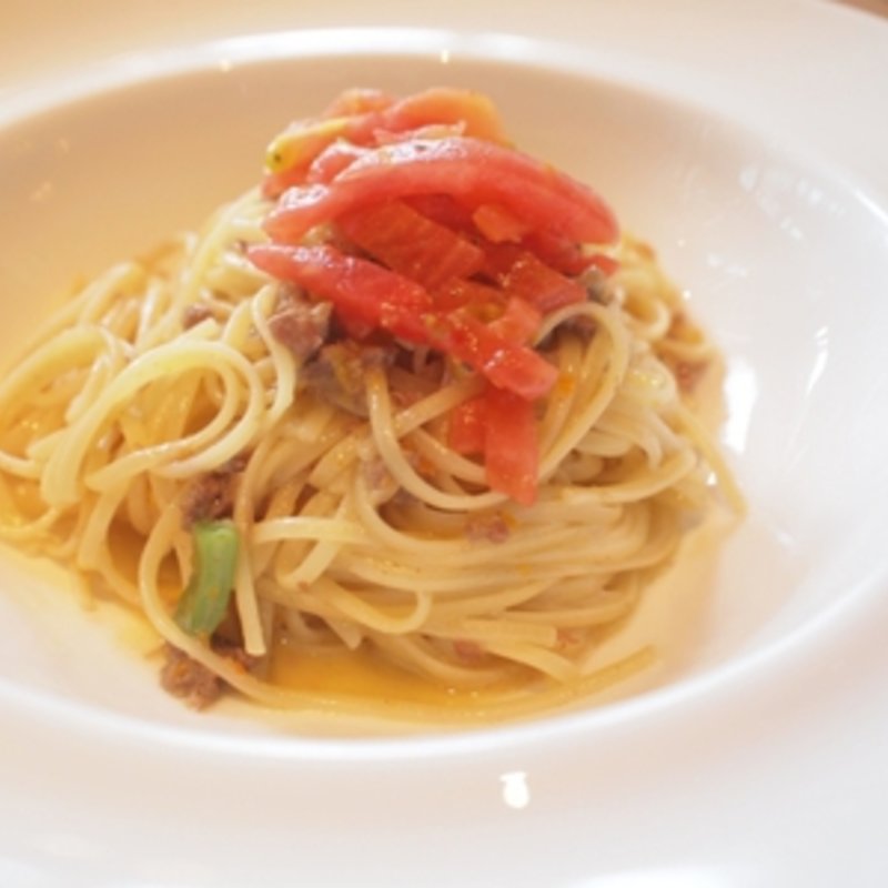 リングイネ（子羊すね肉の白ワイン煮込みソース　ハーブが香るトマトとともに）(セストセンソ 新宿タカシマヤ店)