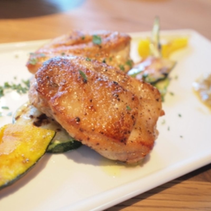 大山鶏のポワレ　茄子のソース(セストセンソ 新宿タカシマヤ店)