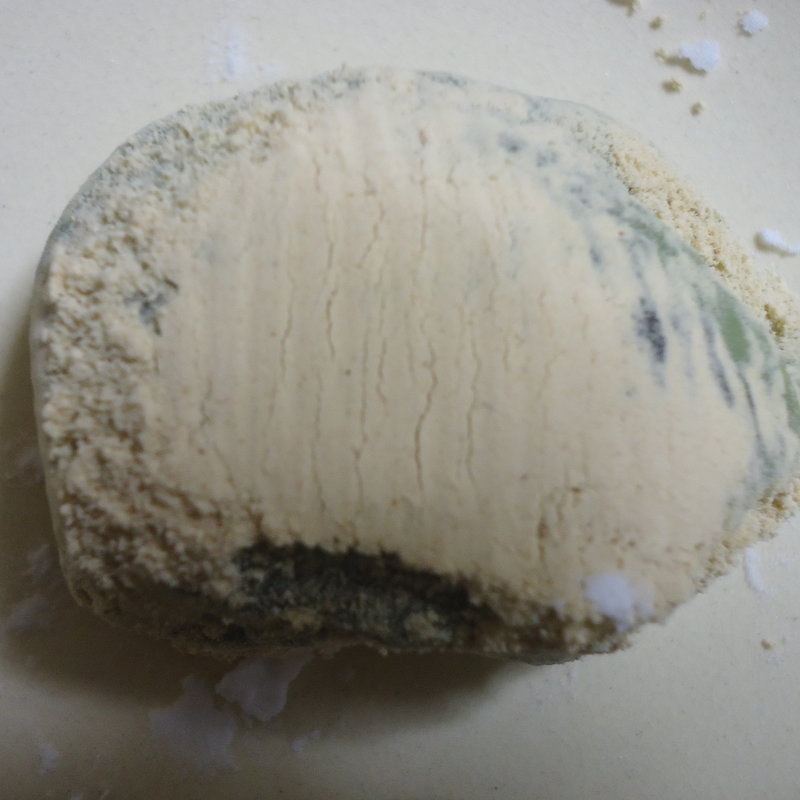 うぐいす餅(長五郎餅本舗 本店 （ちょうごろうもちほんぽ）)