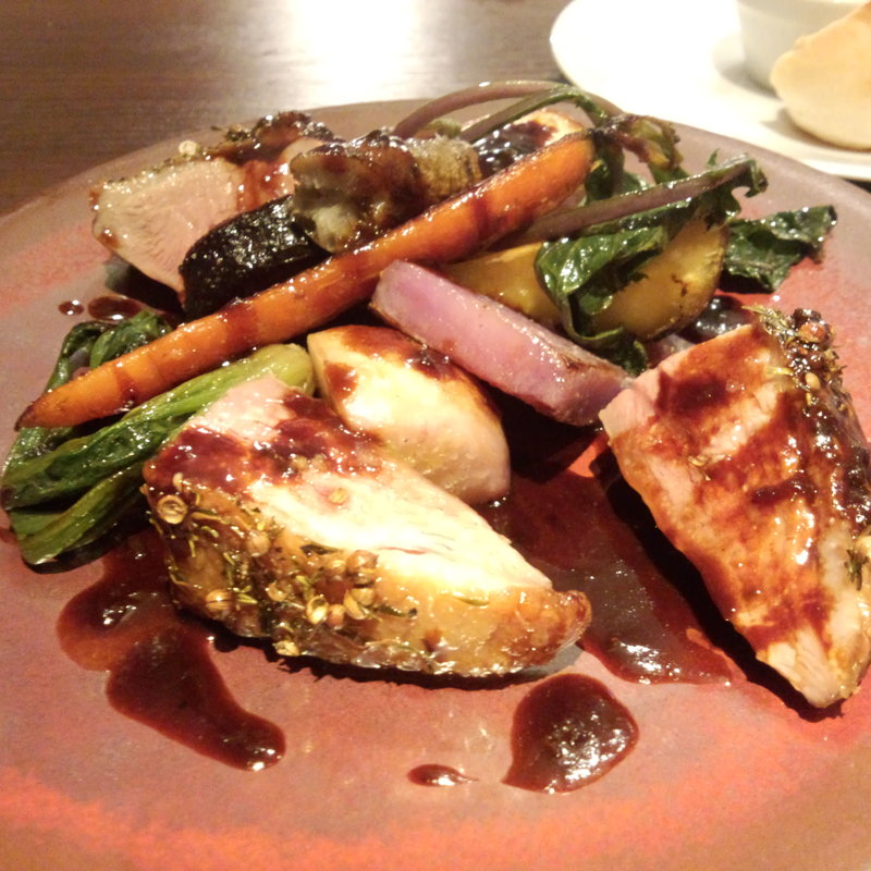 ディナーコース（ヴァンデ産鴨の胸肉ロースト）(Restaurant Unique)