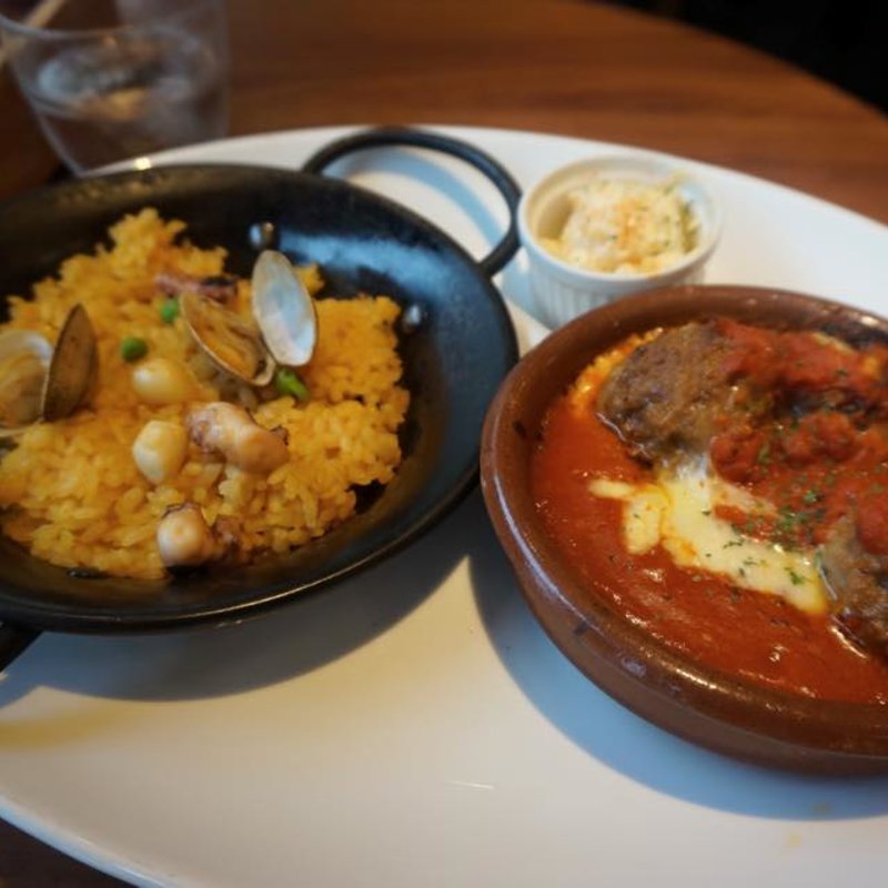 プレートランチ(ハンバーグ＆パエリア)(PARADORINA)