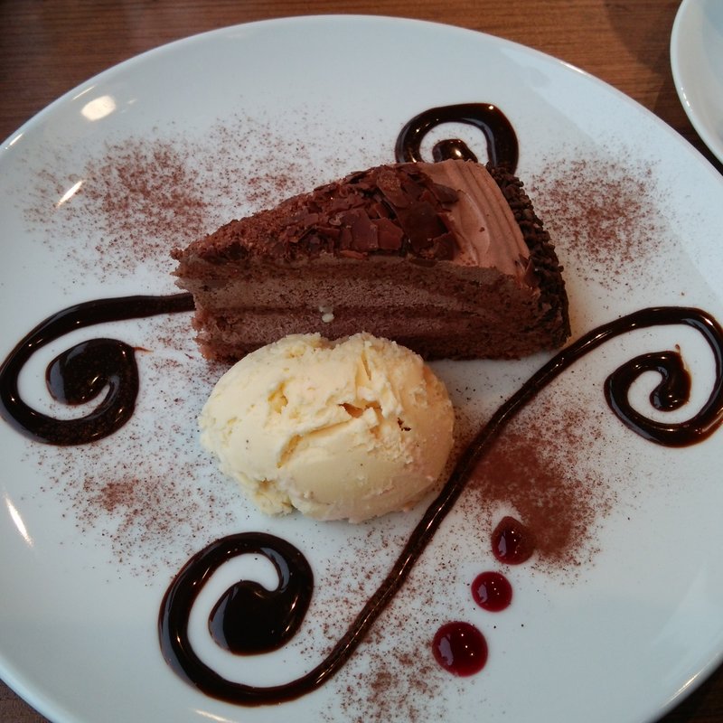 チョコレートケーキ（ランチ　ドルチェセット）(MIRA （ミラ）)