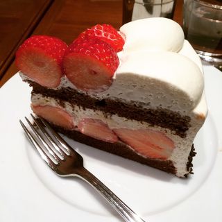 ストロベリーチョコレートケーキ(ハーブス 六本木ヒルズ店 （HARBS）)