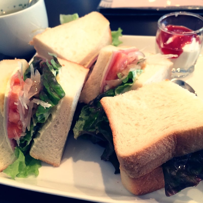 焼きサンド(イタリアン)(シャイングカフェ （ShingCafe）)