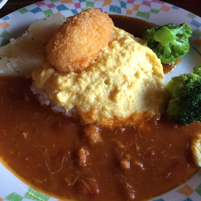 オムライスの蟹クリーム添え(S.S.コロンビア・ダイニングルーム)