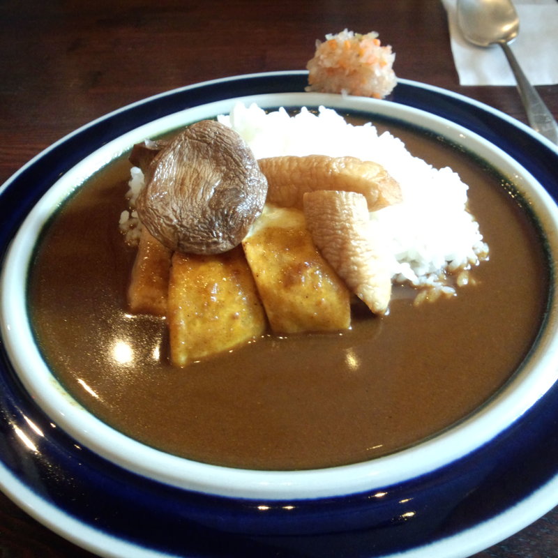 ぐりむ館カレー（エリンギのせ）(ぐりむ館 （【旧店名】Atzou）)