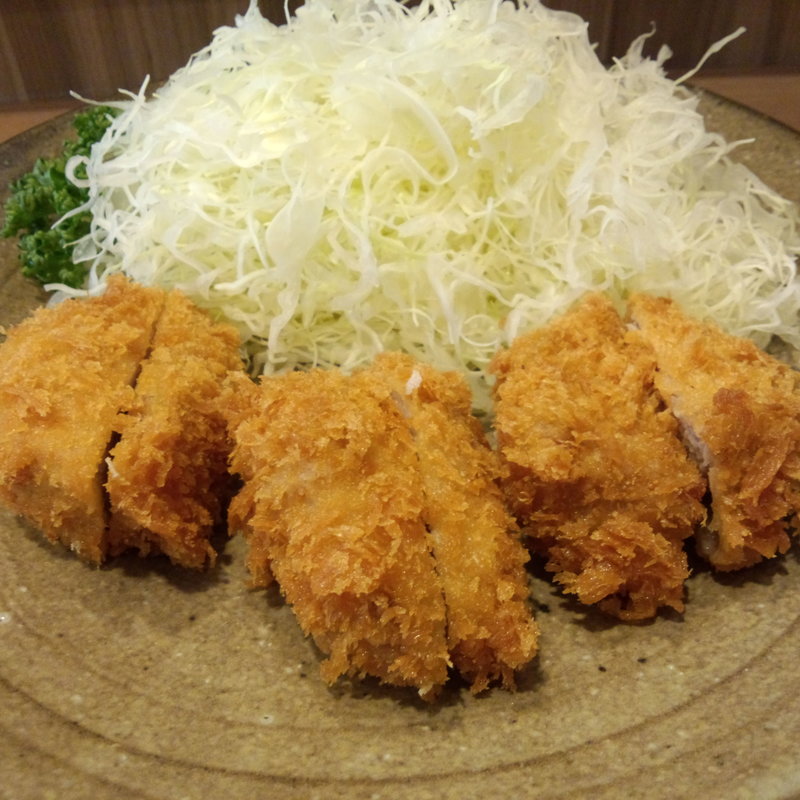 岩中豚のヒレ定食(とんかつ美介)