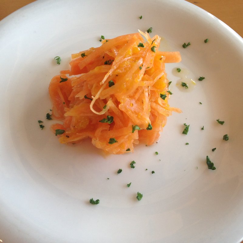 キャロットラペ(鵠沼パスタダイナー スプーン)