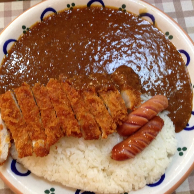 手仕込みとんかつカレー　ソーセージトッピング(カレーハウス五番館)