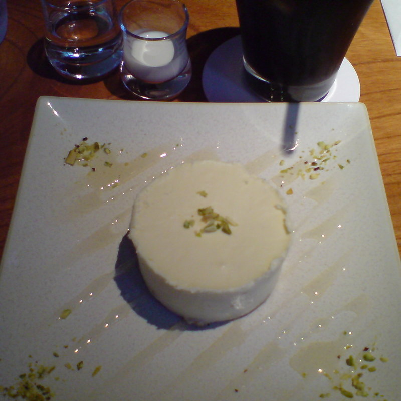 柚子のレアチーズケーキ(合羽橋珈琲)