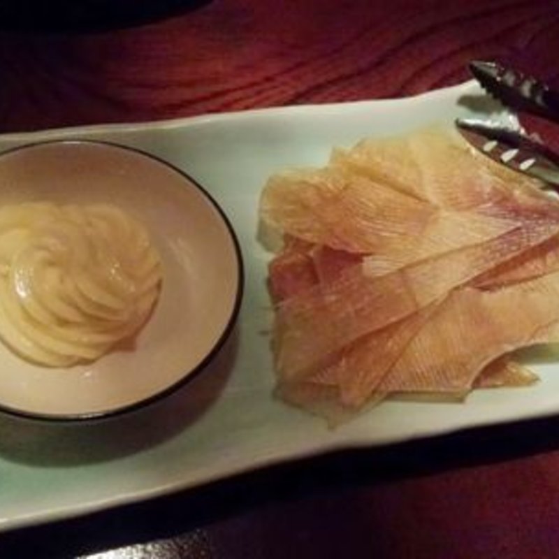 えいひれ(炭火焼 火炉)