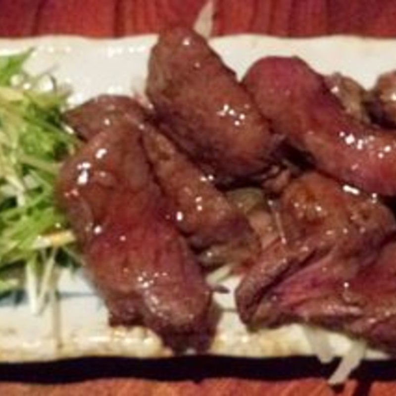 牛かたロースステーキ(炭火焼 火炉)