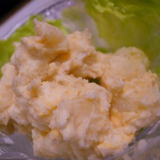 ポテサラ(三宝の餃子 )