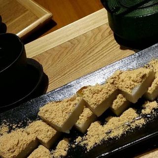 元祖くず餅（お茶付き）(船橋屋 コレド室町店)