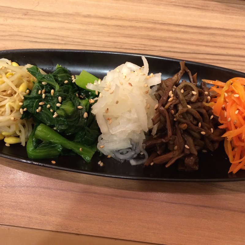 ナムルの盛り合わせ(牛兵衛 西庵)