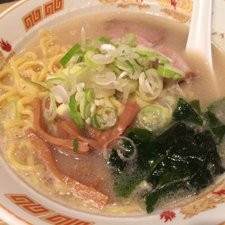 函館塩らーめん(北海道らーめん 味八)