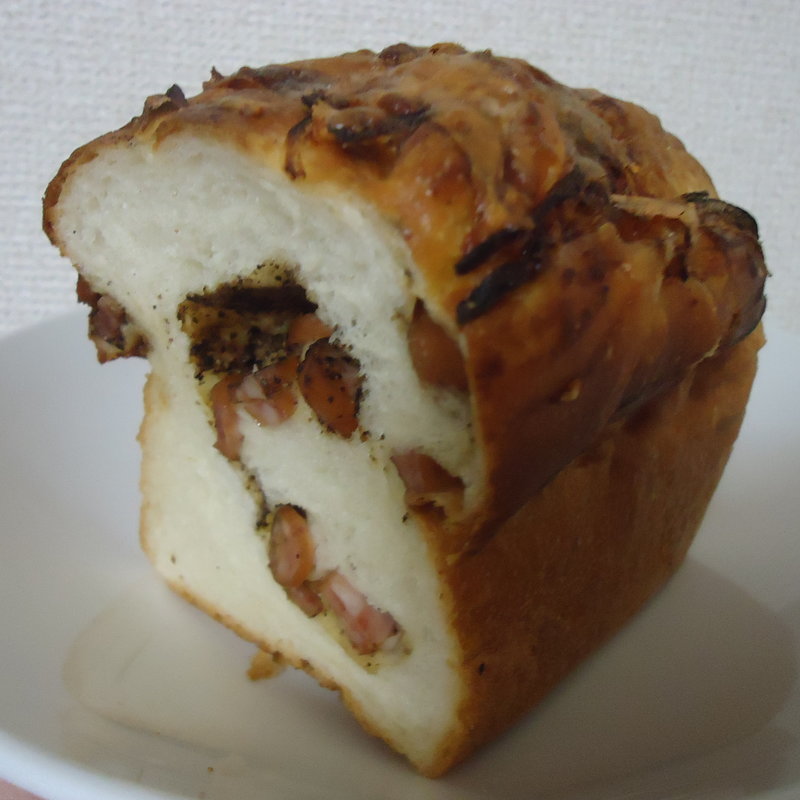 オニオンブレッド　ハーフ(手作りパン工房 コネルヤ （coneruya）)